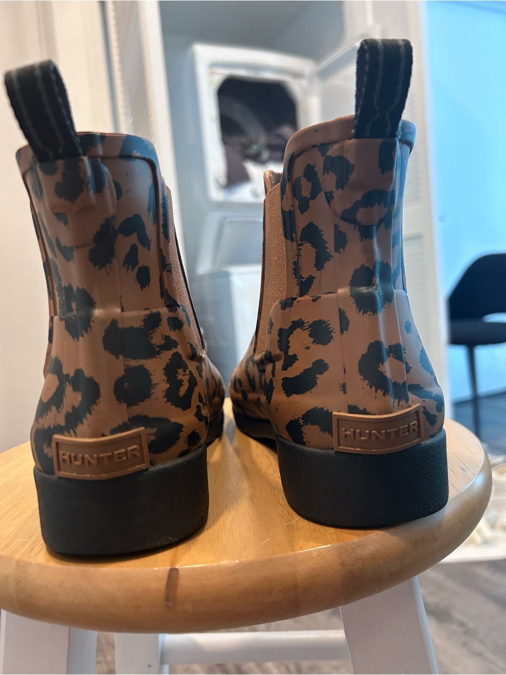 Hunter Leopard Print Chelsea Rain Boots in Brown and Black - Picture 2 of 3